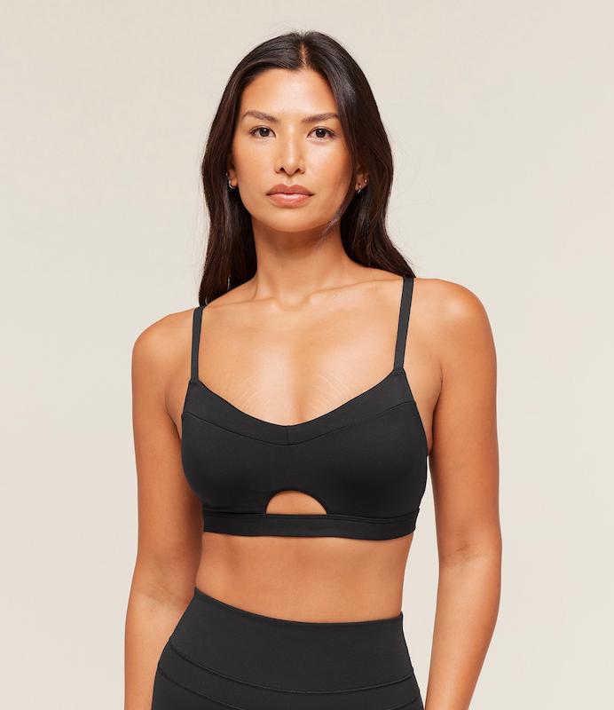 Balcony Peekaboo Sports Bra – Black سوتين ورزشي جيم شارك
