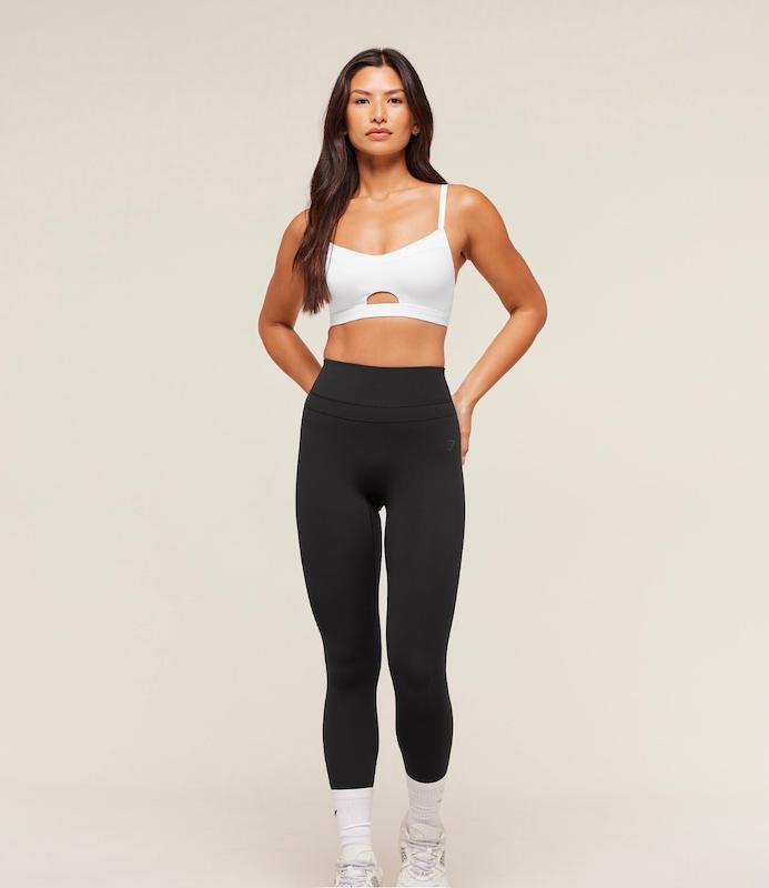 Balcony Peekaboo Sports Bra – White نيم تنه ورزشي جيم شارك