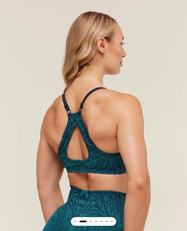 Adapt Animal Seamless Sports Bra Navy/Brand Blue نيم تنه ورزشي جيم شارك