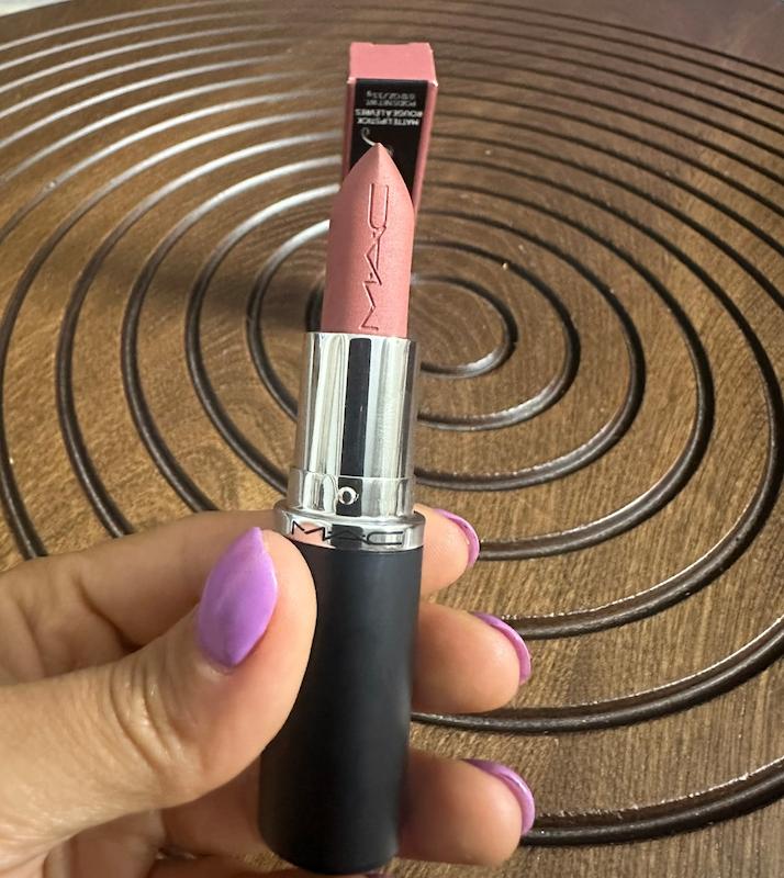 رژ لب مات مک (MAC Matte Lipstick) – رنگ نود صورتی  توضیحات محصول  رژ لب مات مک 