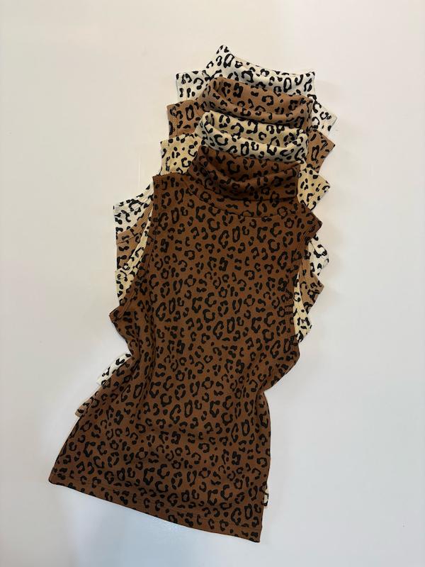 تاپ یقه اسکی پلنگی کد ۱۹۴