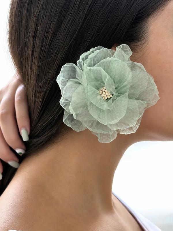 گوشواره گل پارچه ای سبز آبی سایز بزرگ