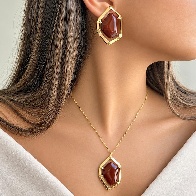 ست گردنبند گوشواره چند ضلعی رزینی قهوه ای