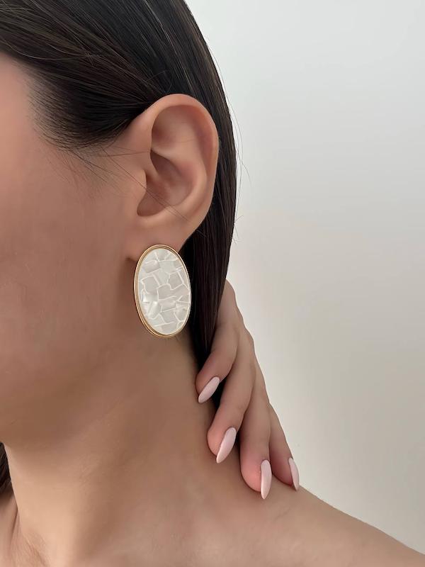گوشواره بیضی سنگی 