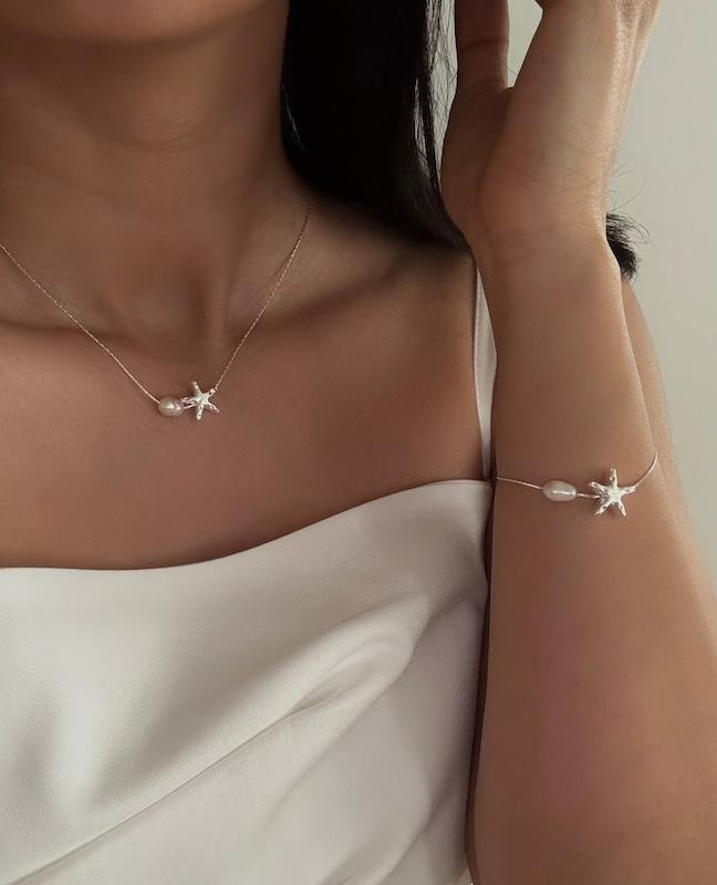 ست گردنبند و دستبند ستاره دریایی و مروارید 