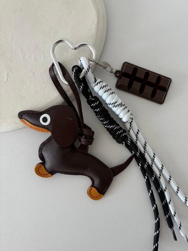 چارم بگ سگ سوسیسی