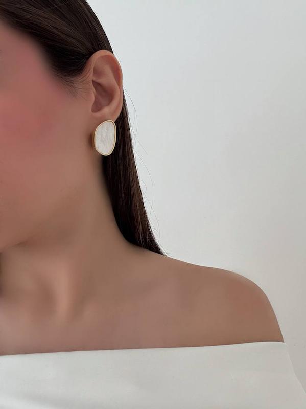 گوشواره سنگی صدفی