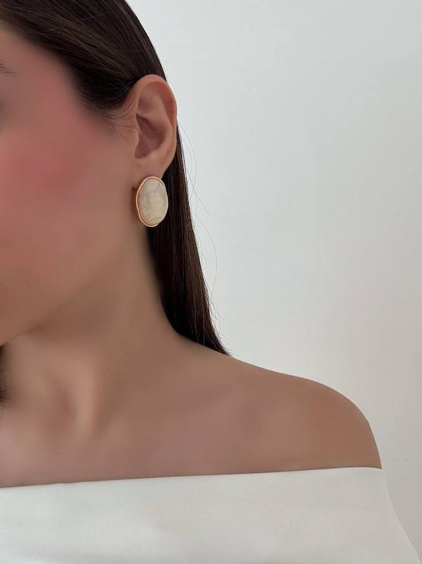 گوشواره سنگی بیضی کوچک