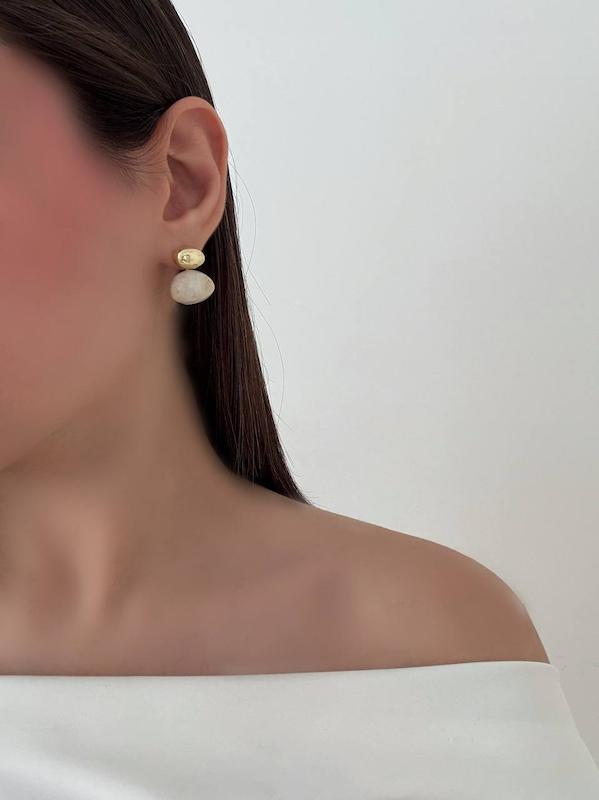 گوشواره سنگی گرد