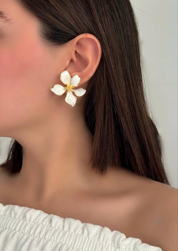 گوشواره گل میناکاری 