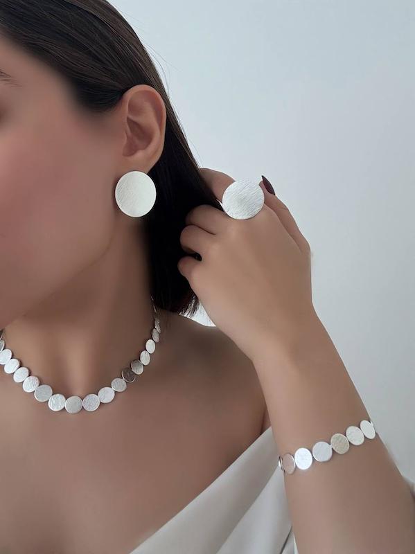 نیم ست پولکی طرح طلا نقره ای