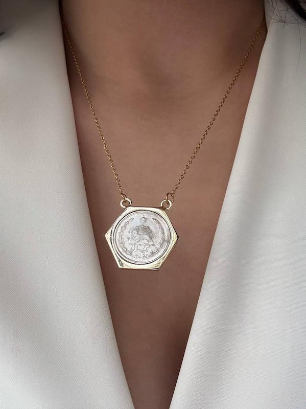 گردنبند شیر و خورشید ۶ گوش