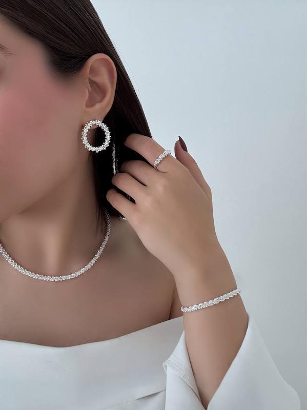 ست خاویاری با گوشواره بدون مروارید 