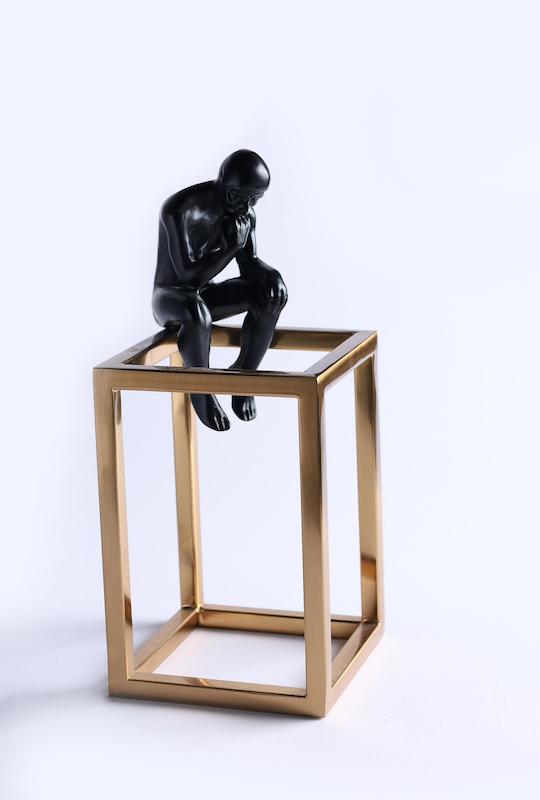 مجسمه فيگور ميروهوم