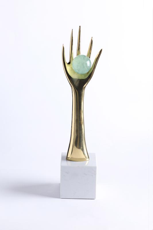 مجسمه دست با سنگ فيروزه اي ميروهوم