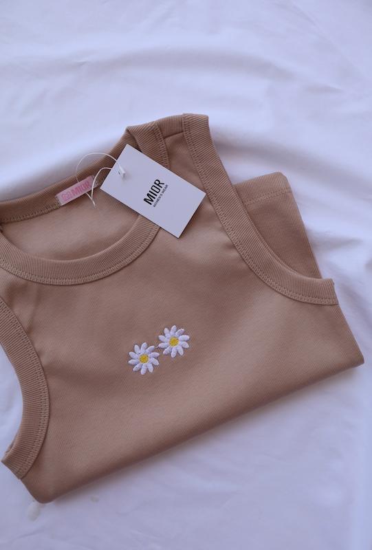 تاپ گلدوزی بابونه