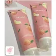 نمک بدن هلو بیوآکوا | اسکراب لایه بردار و نرم کننده پوست
