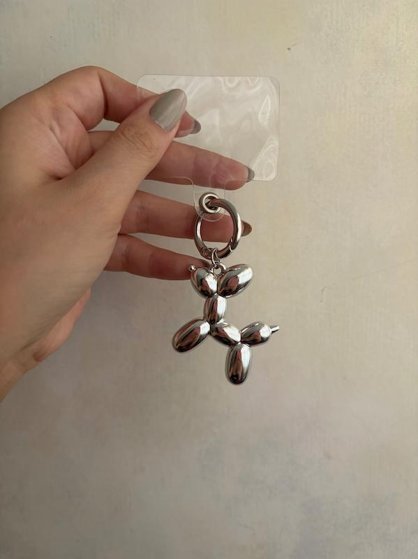 آویز گوشی 