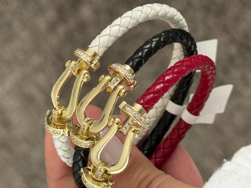 دستبند فرد۹