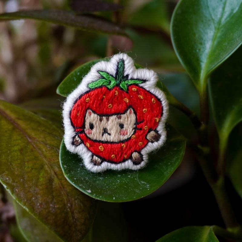 گربه توت فرنگی 