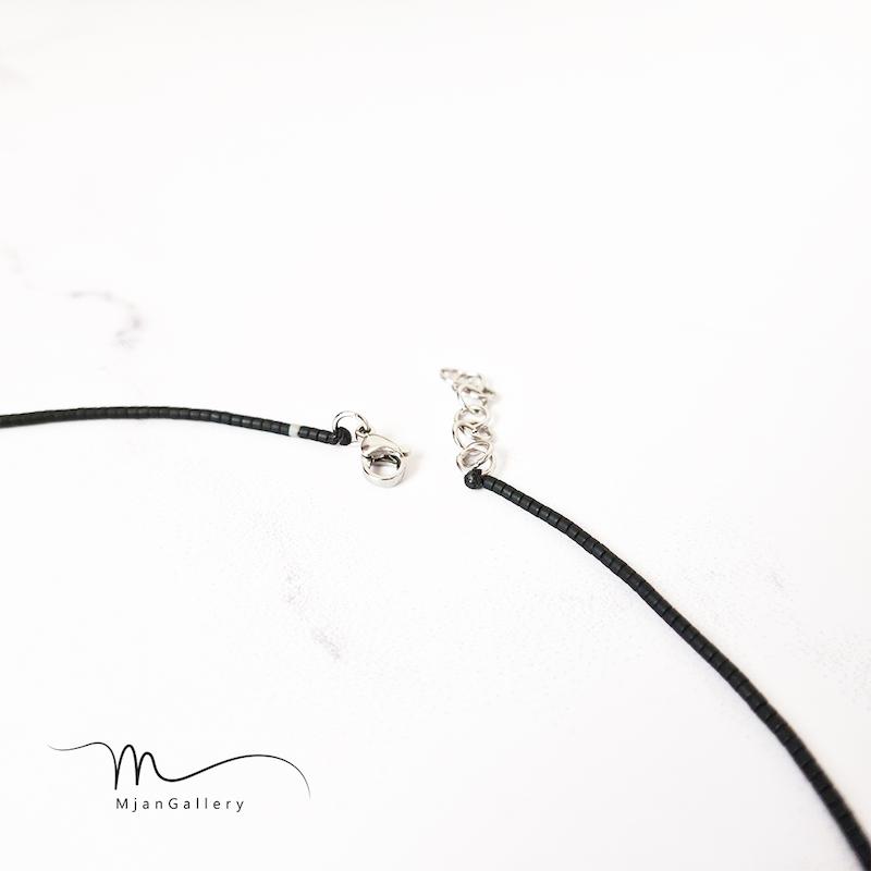 M0217 _ گردنبند، چوکر مورس مشکی مات، طوسی و سفید ( منجوق میوکی ) 1 رج 1رج یک تک