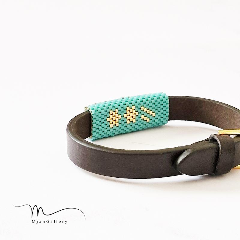 M0286 _ دستبند چرم مردانه با منجوق، طرح دو طرفه ( منجوق میوکی )