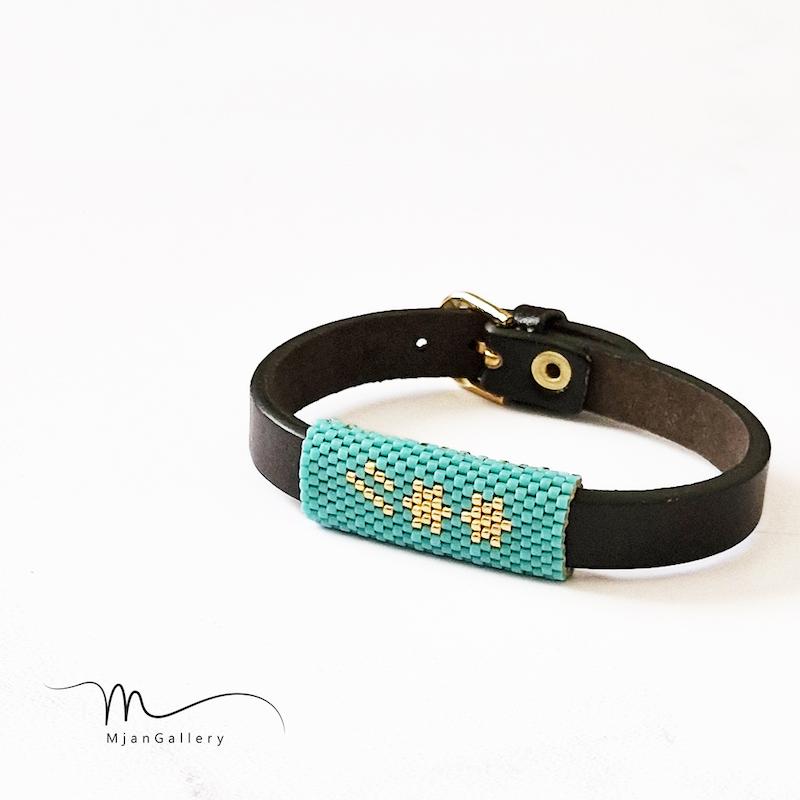 M0286 _ دستبند چرم مردانه با منجوق، طرح دو طرفه ( منجوق میوکی )