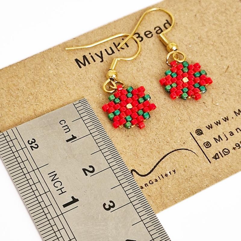 M0738 _ گوشواره های کریسمسی، بابانوئل و... ( منجوق میوکی )