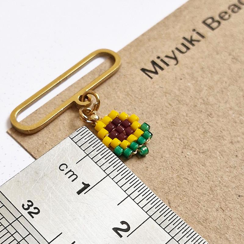 M0101 _ آویز ساعت ایواچ مدل هندونه، آفتابگردون، چشم نظر و ستاره  ( منجوق میوکی )