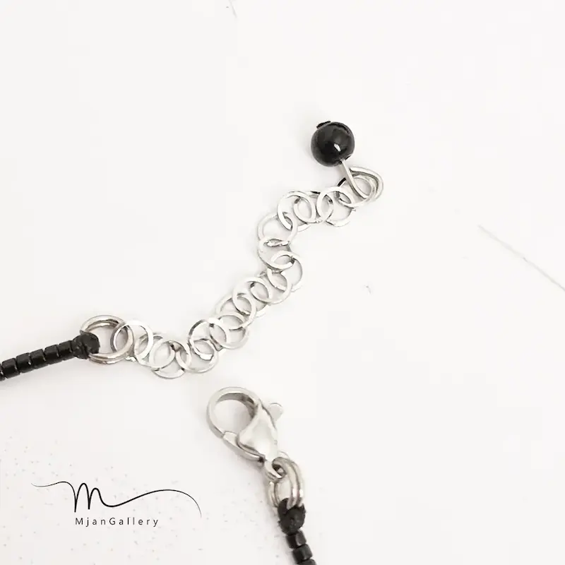 M0308 _ گردنبند، چوکر مورس مشکی، قرمز و طوسی ( منجوق میوکی ) 1 رج 1رج تک رج یک رج
