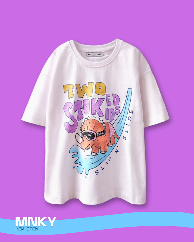 پک 4 عددی تیشرت سفید 7 تا 10 سال طرح داینو موج سوار کد 1616