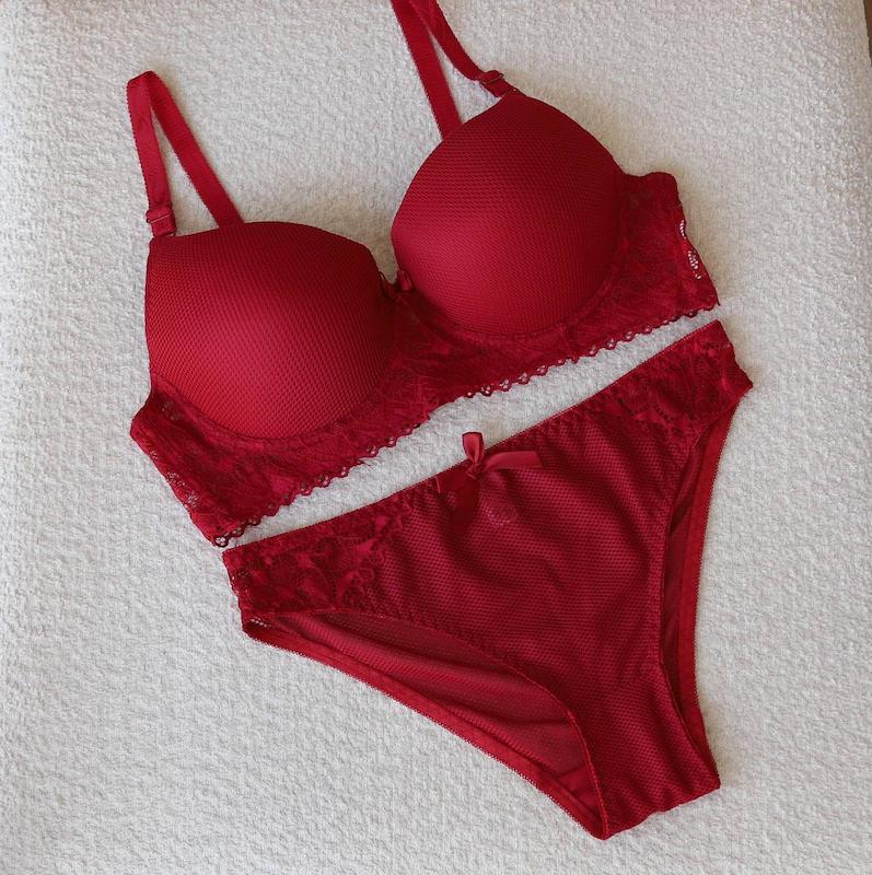 ست شورت و‌سوتین سایزبزرگ‌ کاپ‌D کد 189