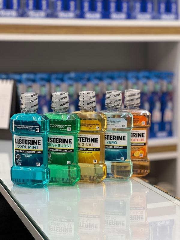 دهان شو listerine