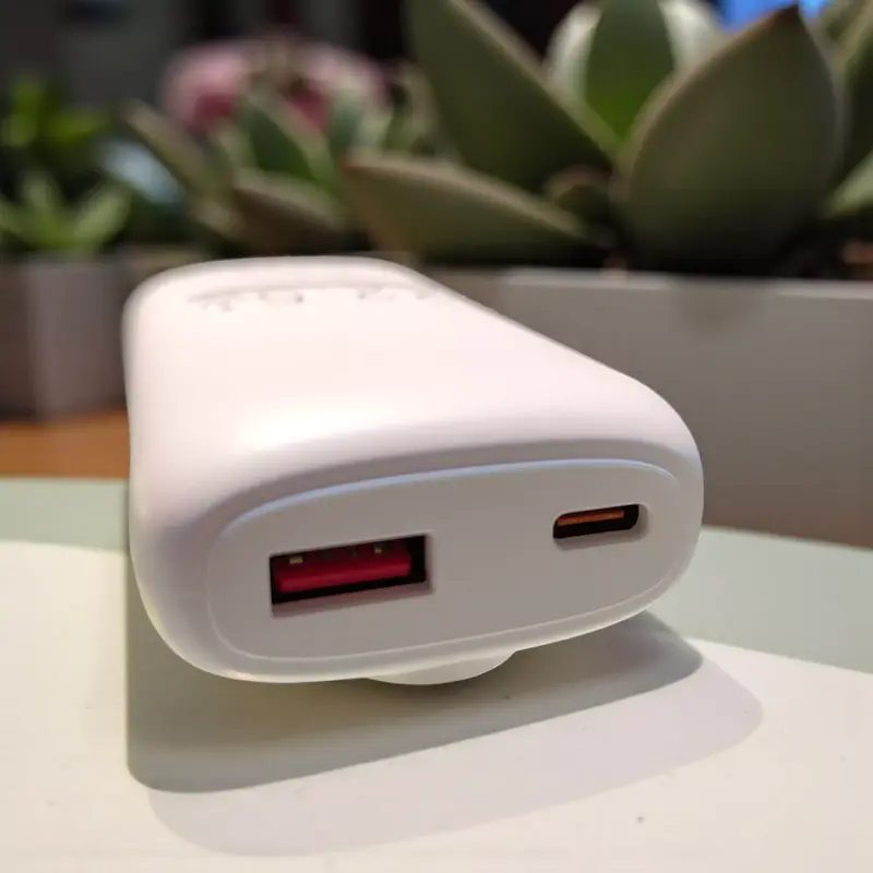 پاوربانک کالوس مدل FAST116 Mini ظرفیت 10000 mAh – سبک و سوپر فست
