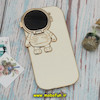 قاب گوشی iPhone 14 Pro Max آیفون طرح ژله ای فضانورد مای کیس گلد لاین Creative Case محافظ لنز دار کرم کد 188