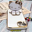 قاب گوشی iPhone 14 آیفون طرح ژله ای کیتی KITTY مای کیس گلد لاین آینه ای دور طلایی محافظ لنز دار سفید کد 79
