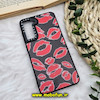 قاب گوشی Galaxy S21 FE سامسونگ پشت گلس آینه ای CASETIFY طرح بوسه مات محافظ لنزدار مشکی کد 677