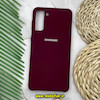 قاب گوشی Galaxy S21 Plus سامسونگ سیلیکونی اورجینال پاک کنی درجه یک زیرباز زرشکی کد 184