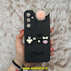 قاب گوشی Galaxy S23 FE سامسونگ طرح سیلیکونی ژله ای سه بعدی برجسته عروسکی محافظ لنز دار پام پام مشکی کد 12527