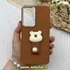 قاب گوشی Galaxy A55 سامسونگ لدرکیس عروسکی سیلیکونی برجسته بند انگشتی طرح خرس تدی کیوت قهوه ای کد 80637