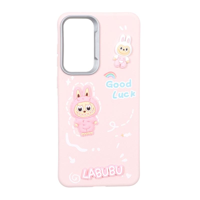 قاب گوشی Galaxy A36 / A56 سامسونگ لدرکیس عروسکی فانتزی سیلیکونی برجسته طرح چرمی لبوبو صورتی کد 105544