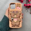 قاب گوشی iPhone 13 / iPhone 14 / iPhone 15 آیفون سیلیکونی پاک کنی طرح خرس GOOD LUCK پاپ سوکت برجسته کد 109995