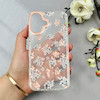 قاب گوشی iPhone 16 آیفون شفاف PC CASE شفاف پشت طلق فانتزی طرح گل کد 111077