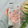 قاب گوشی iPhone 13 / iPhone 14 آیفون لاکچری شفاف شاین رزینی لنز کرومی طرح توت فرنگی کد 111737