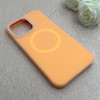 قاب گوشی iPhone 14 Pro Max آیفون سیلیکونی پاستیلی اورجینال Case پاک کنی مگ سیف دار MagSafe داخل مخملی درجه یک نارنجی کد 115577