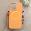 قاب گوشی iPhone 14 Pro Max آیفون سیلیکونی پاستیلی اورجینال Case پاک کنی مگ سیف دار MagSafe داخل مخملی درجه یک نارنجی کد 115577