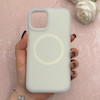 قاب گوشی iPhone 11 Pro آیفون سیلیکونی پاستیلی اورجینال Case پاک کنی مگ سیف دار MagSafe داخل مخملی درجه یک سبز کد 115619