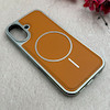 قاب گوشی iPhone 17 آیفون اورجینال Protection Case چرمی دوخت دار دور کرومی مگ سیف Magsafe اورجینال عسلی کد 115528
