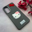 قاب گوشی Galaxy A16 سامسونگ لدرکیس عروسکی فانتزی سیلیکونی برجسته طرح چرمی کیتی Kitty خاکستری کد 116421