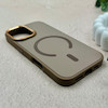 قاب گوشی iPhone 17 آیفون اورجینال Premium Case پشت سیلیکونی پاک کنی مگ سیف اورجینال لنزمتال نسکافه ای کد E21-119407